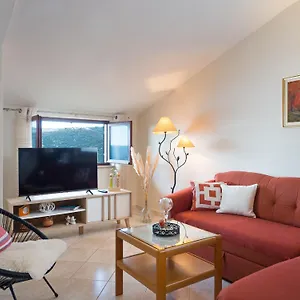 https://apartment-roce.in-istria.net