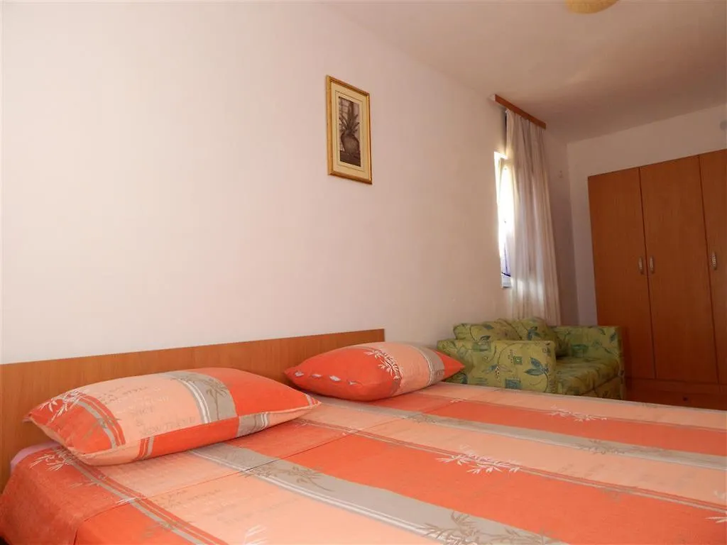 Apartments Marija Pag Town
